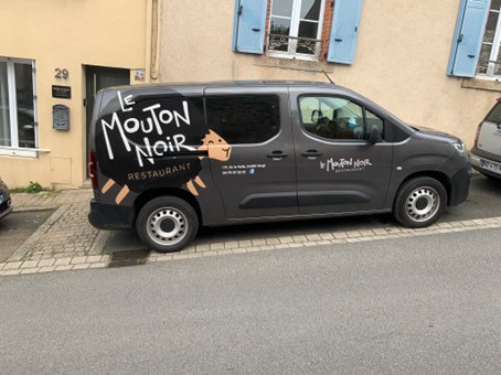 Oser la différence : l’esprit black sheep en entreprise